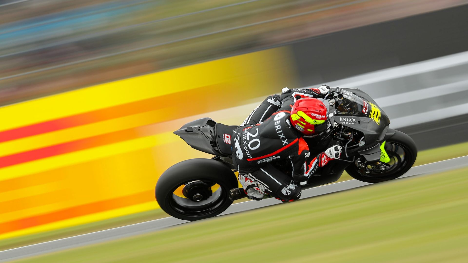 O1qktlbqgzrem [ 394 x 700 Pixel ]